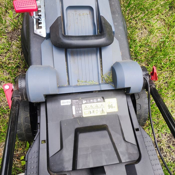 Газонокосарка Graphite 59G475 (2000Вт, 43см, 45л,  20-70мм)