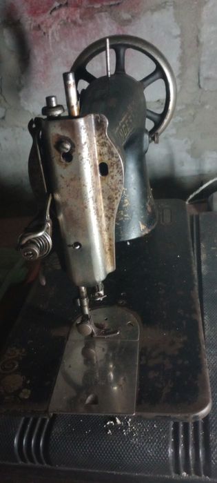Antyk maszyna do szycia singer