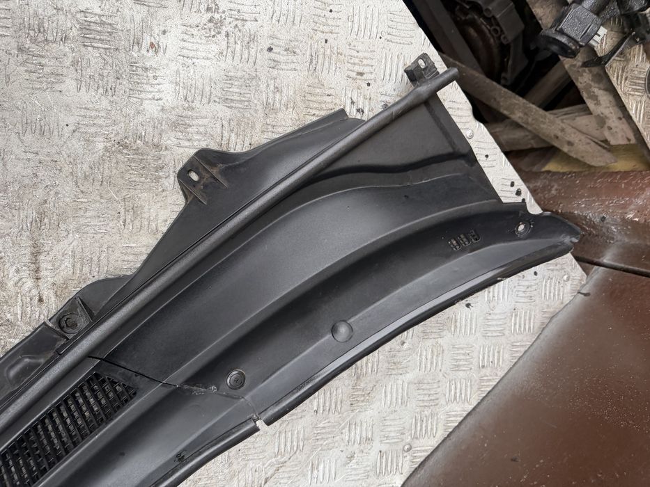 Пластик под лобовое жабо Чери тигго chery tiggo год 08