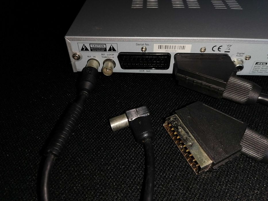 TDT Axil com comando e cabo 21PIN