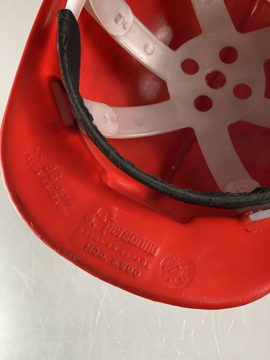 Conjunto de capacetes de proteção