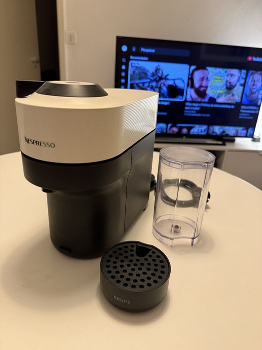 Máquina de café Nespresso Vertuo