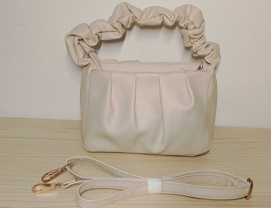 Piękna torebka ecru /do ręki/na ramię/, romantyczna, urocza /Sinsay/