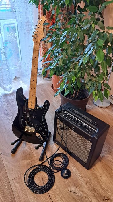Gitara elektryczna, wzmacniacz