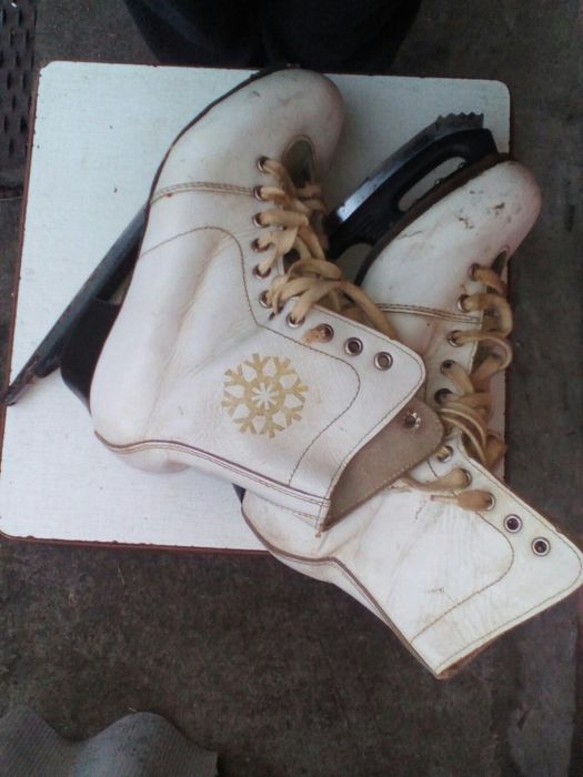 Коньки СССР, кожанные Пируэт