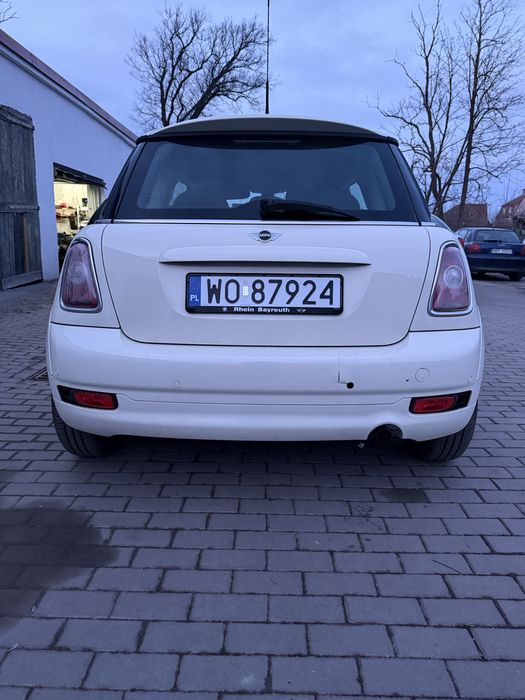 Mini Cooper. Mini One