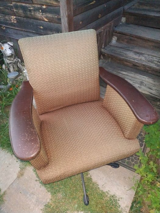OKAZJA fotel obrotowy PRL model KOS Lubuska Fabryka Mebli Świebodzin