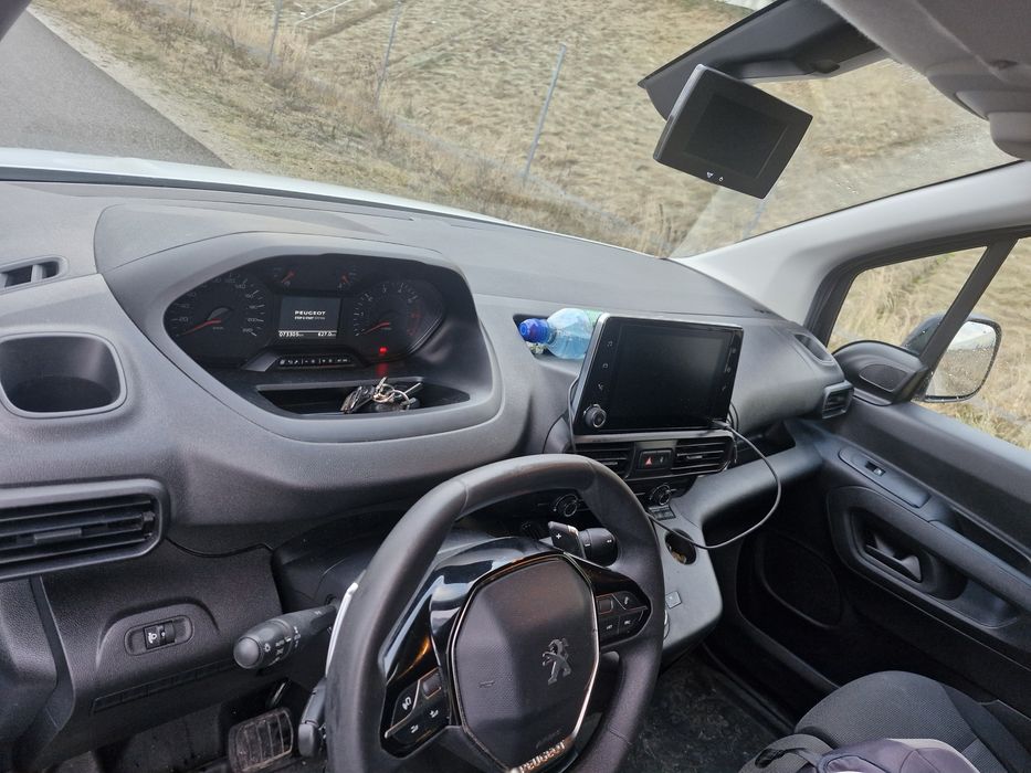 Peugeot Partner 1.5 130km AUTOMAT 76 tys Bogata Opcja.