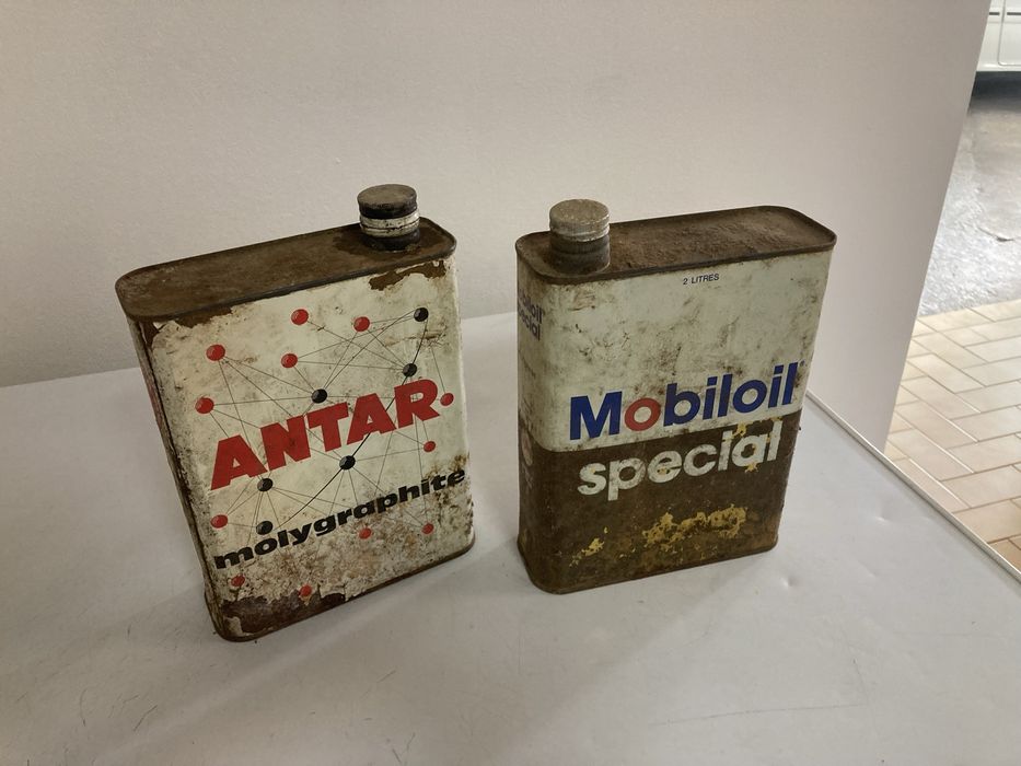 Latas de oleo  antigas