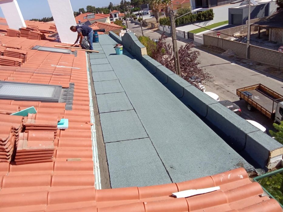 Impermeabilizações de telhados ,terraços algerozes e caleiras ,empenas