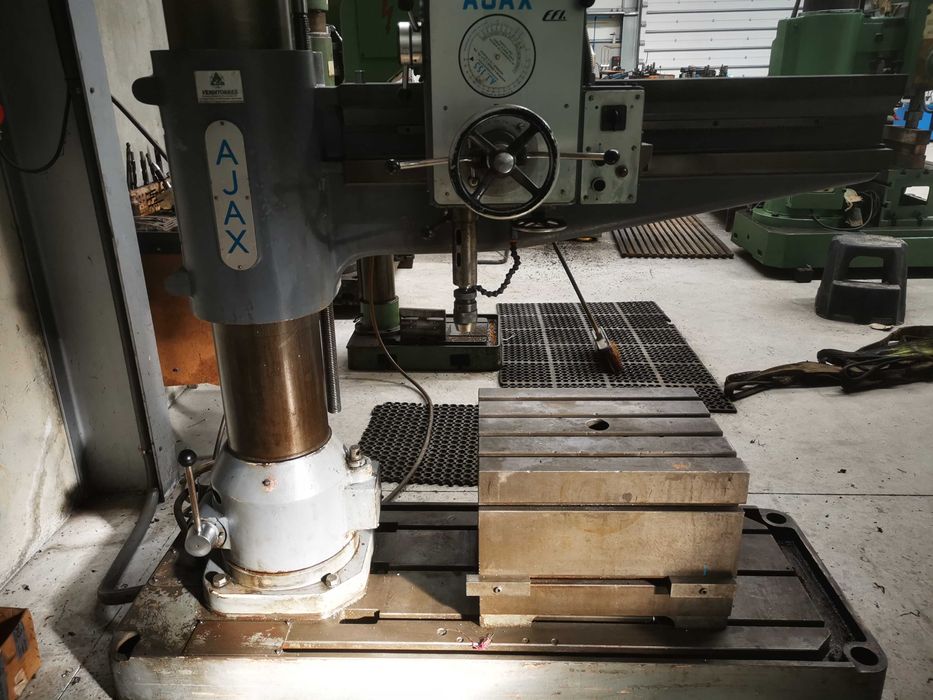 Engenho Furar Radial Ajax