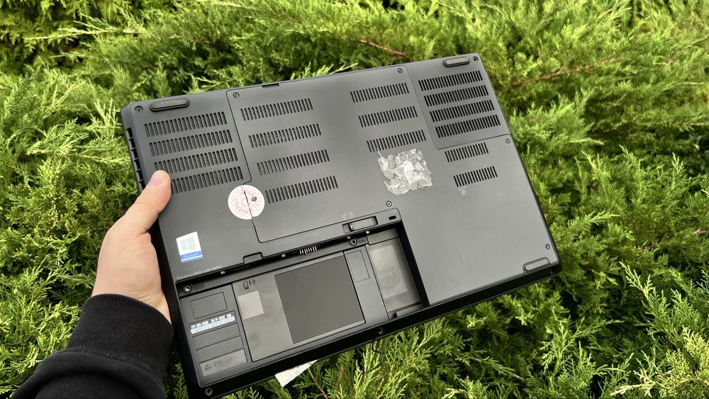 Продам запчасти для Lenovo ThinkPad P52