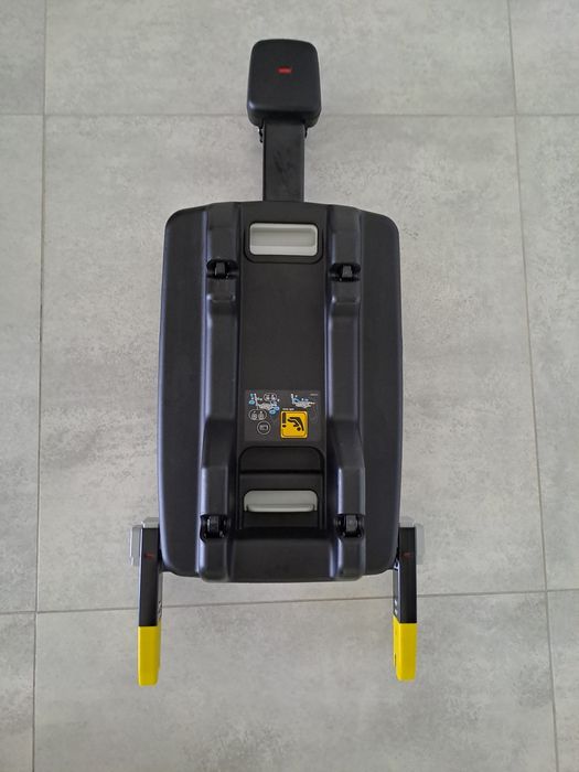 Fotelik samochodowy dla niemowlaka Maxi Cosi Marble + baza na isofix