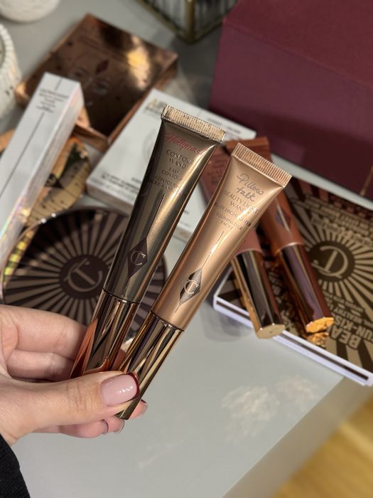 Кремовий контур скульпор хайлайтер румʼяна charlotte tilbury