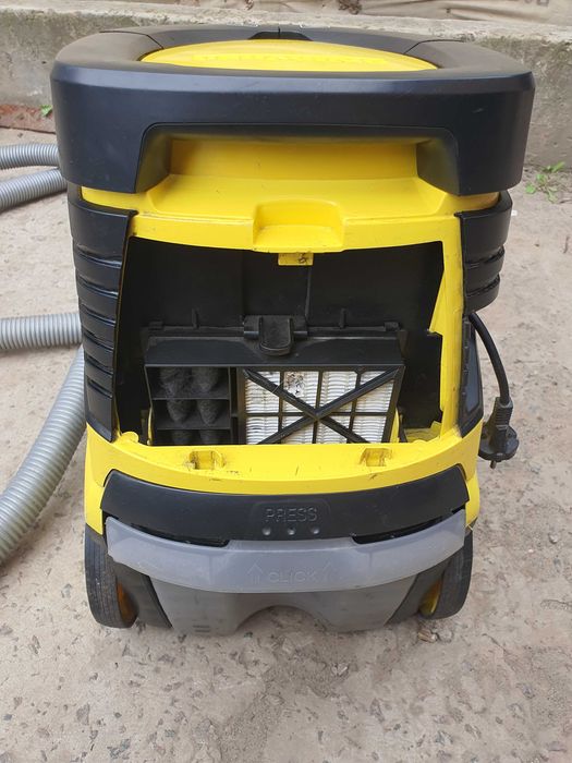 Пилосос KARCHER DS 5600