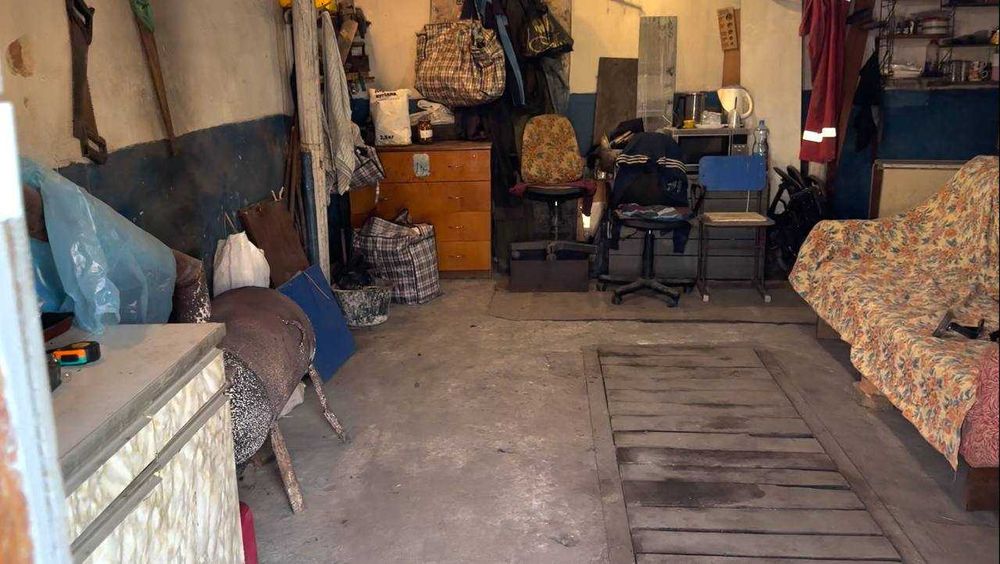 Гараж поряд з ЖК "Європейський" (Боженко)