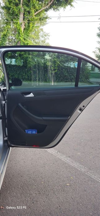 Продам Volkswagen Jetta 2015