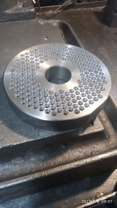 Матриці, ролики в зборі, запчастини на пресс-гранулятори