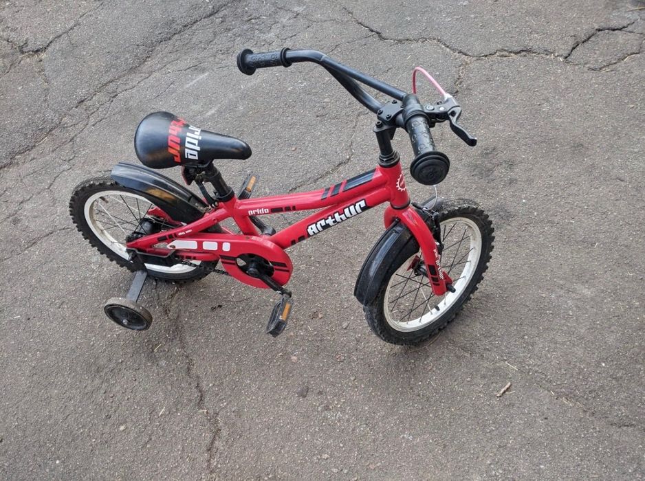 Продам детский велосипед Arthur Pride с алюминиевой рамой