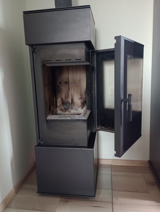 Piec wolnostojący kominek,koza firmy KARTKI
