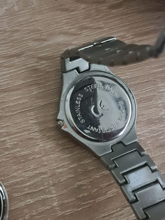 Vendo estes Relógios