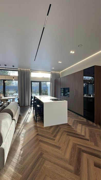 Одноповерховий будинок з новим ремонтом у Гореничах, газ, АВТОНОМНИЙ