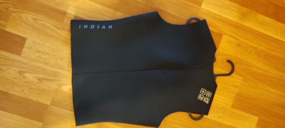 Dois Coletes neoprene 3mm