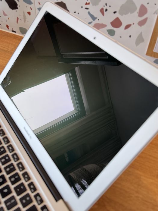 Mac book air 13- 2014