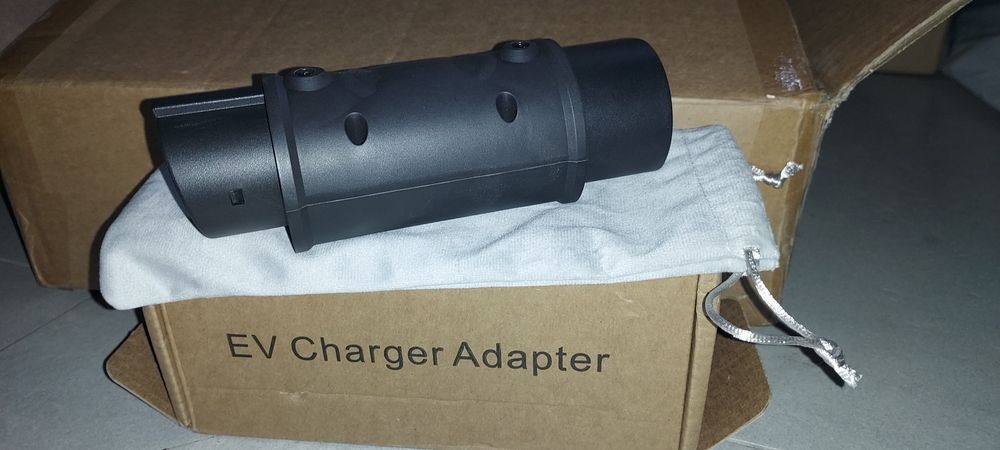 Adapter ładowarki samochodowej typ 2 do typ1