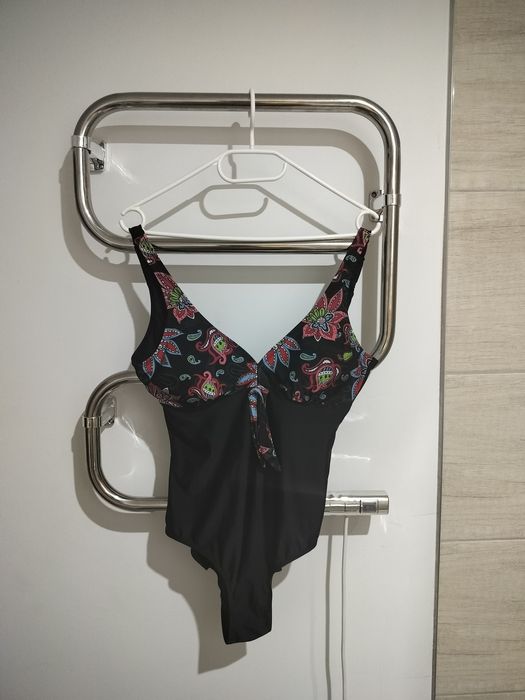 Strój kąpielowy jednoczęściowy