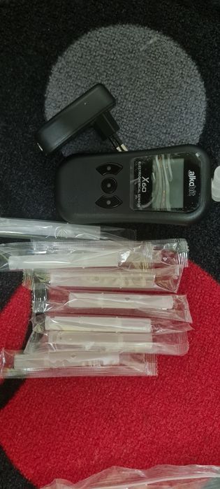 Алкотестер,цифровий електрохімічний алкотестер Alkohit X60.