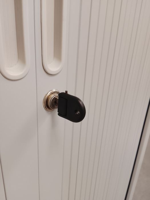 Vendo Armário Metálico