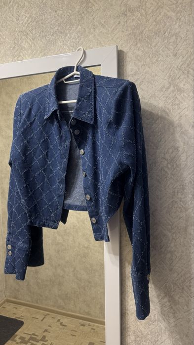 Джинсова куртка від Loavies