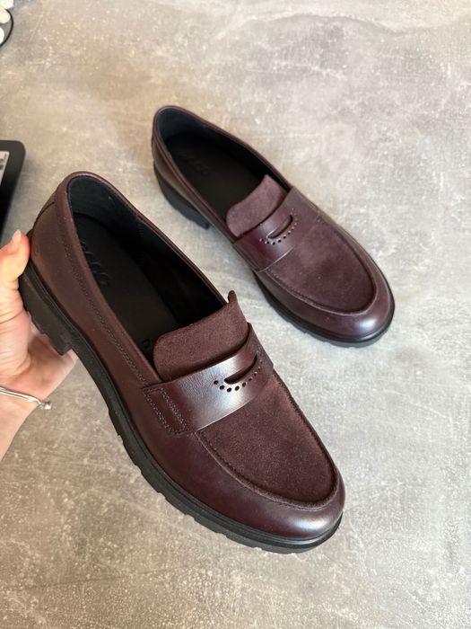 ECCO Metropole Vienna
Лофери жіночі, коричневі 40 розмір, шкіра