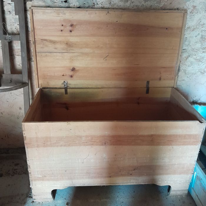 Arca madeira dos cereias