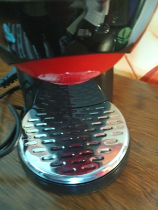Maquina de café Filtro - Nova! - Compativel com cápsulas DolceGusto