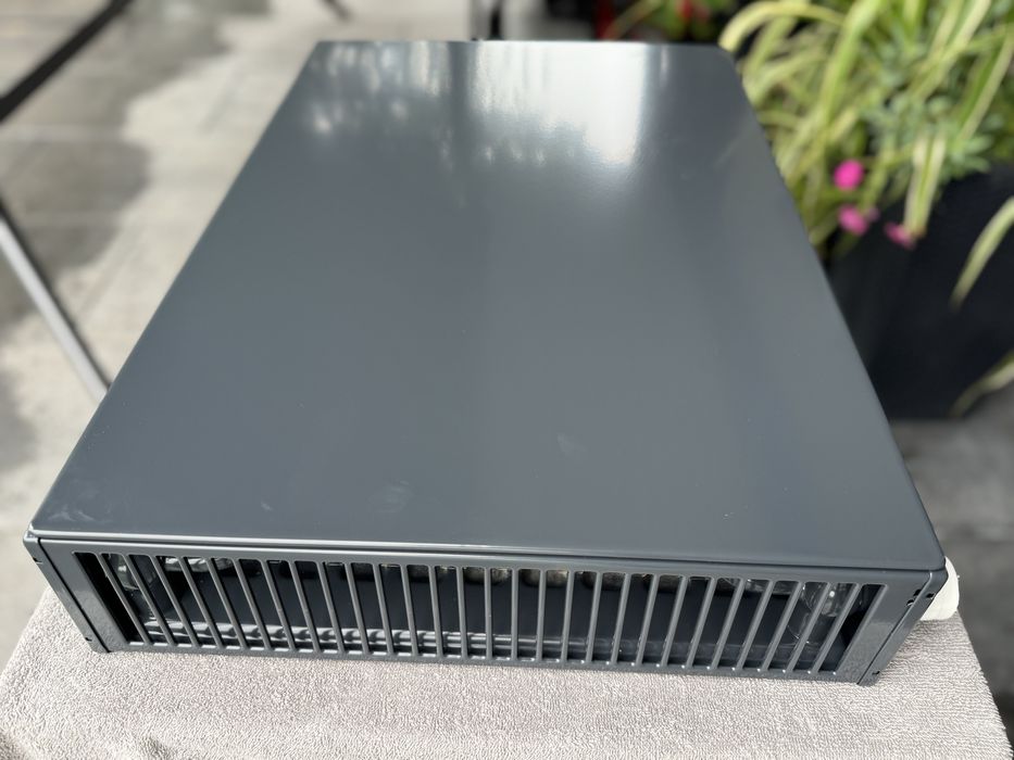 Grzejnik stalowy EQUATION  CVM22x60x40  Flat front Grafitowy