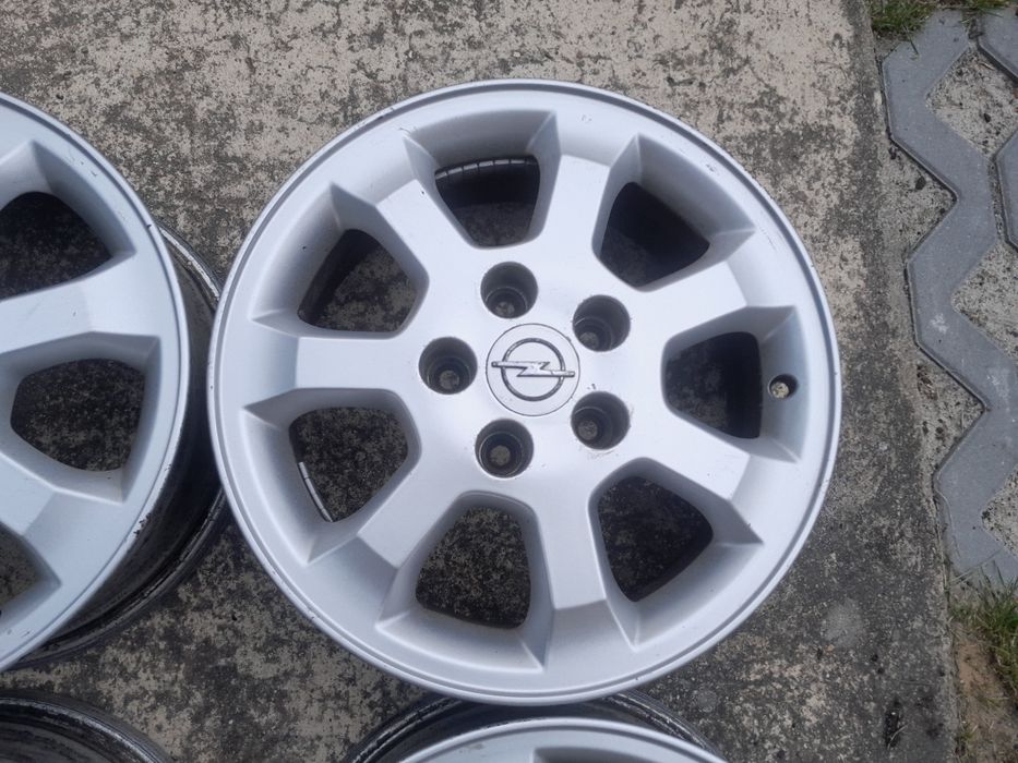 Felgi aluminiowe 15 oryginalne opel  6jx15 et43