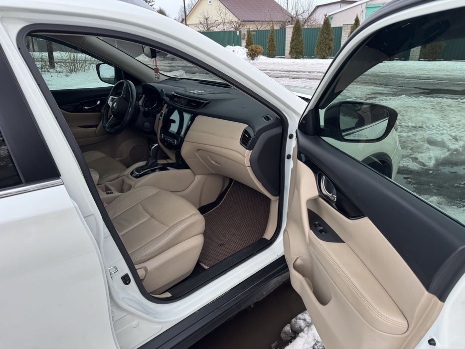 Nisan Rogue Нісан Рог