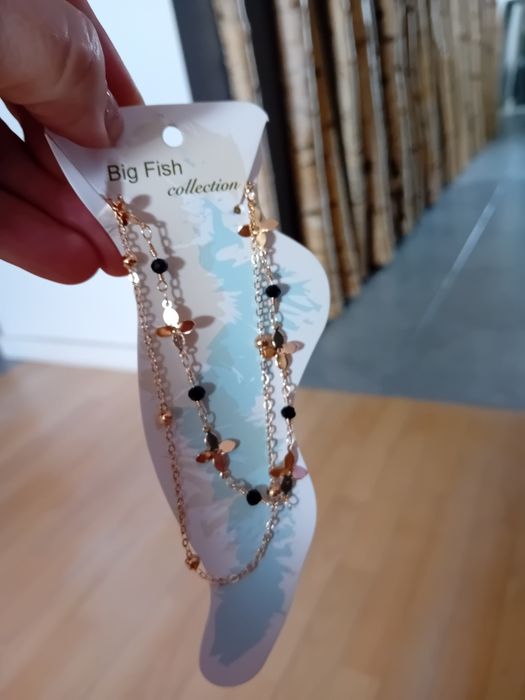 Nowa bransoletka na nogę