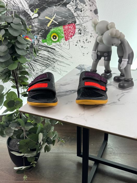 Нові тапочки шльопки Hoka Ora Luxe 38.5 розмір Е12478