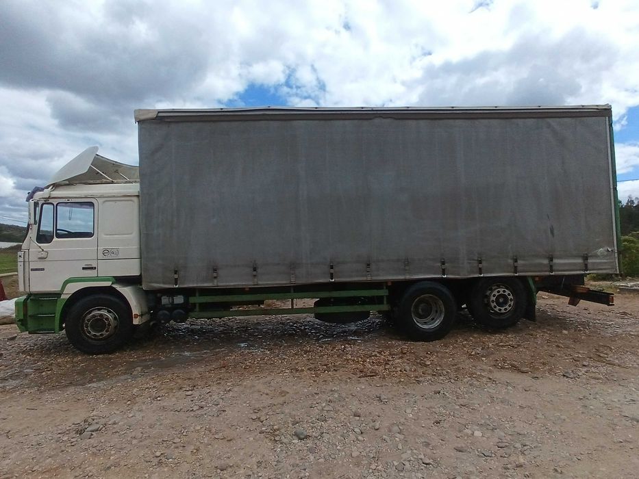 MAN 25.284 – Year 2000 – 293,681 km