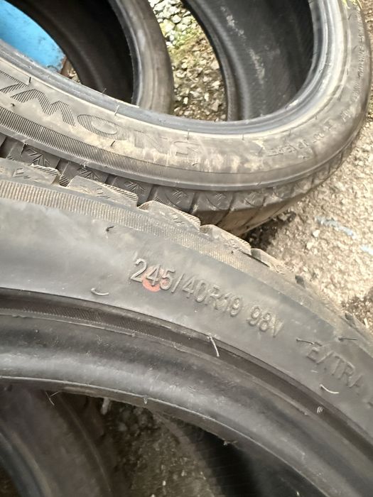 Продам зимову гуму TRIANGLE R19