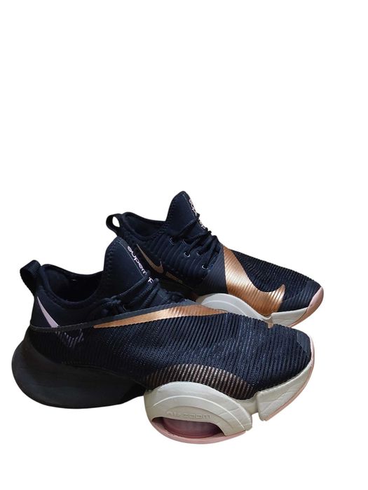 Оригінальні жіночі кросівки Nike Superrep air zoom (26 см)