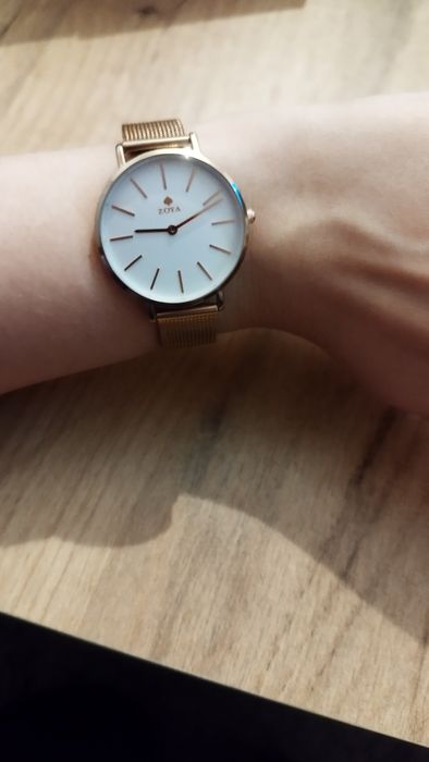 Piękny zegarek damski