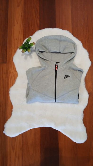 Stylish & Comfortable Nike Tech Fleece Hoodie