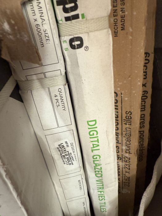 Плитка керамогранит 60×60 глянцевая и матовая (Испания, Индия)