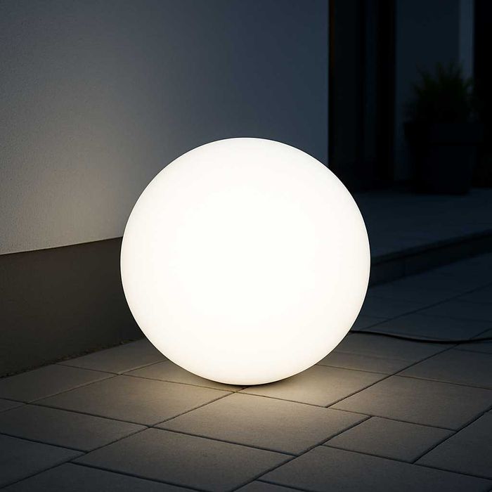 Lampa ogrodowa okrągła lampy 30cm. KULA 230V biała kula