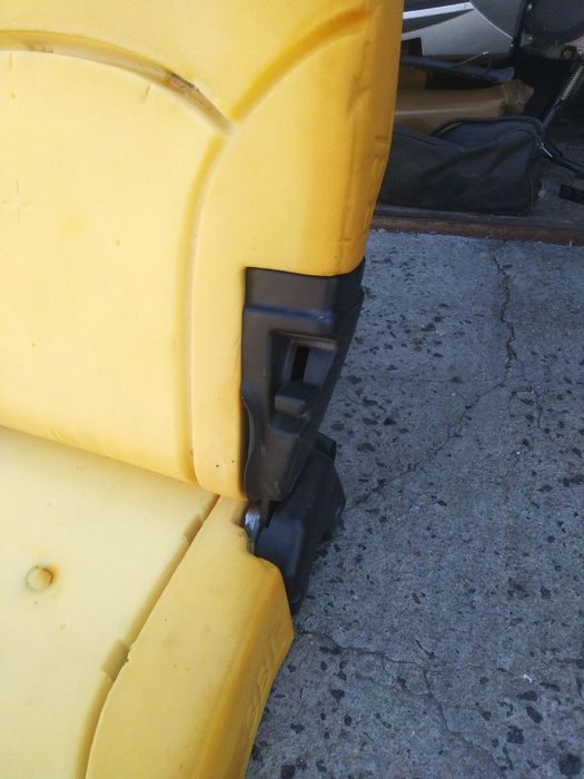 Сиденья Митсубиси грандис