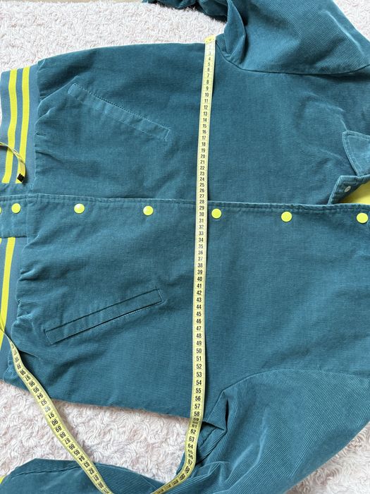Вельветовий бомбер Levi’s оригінал